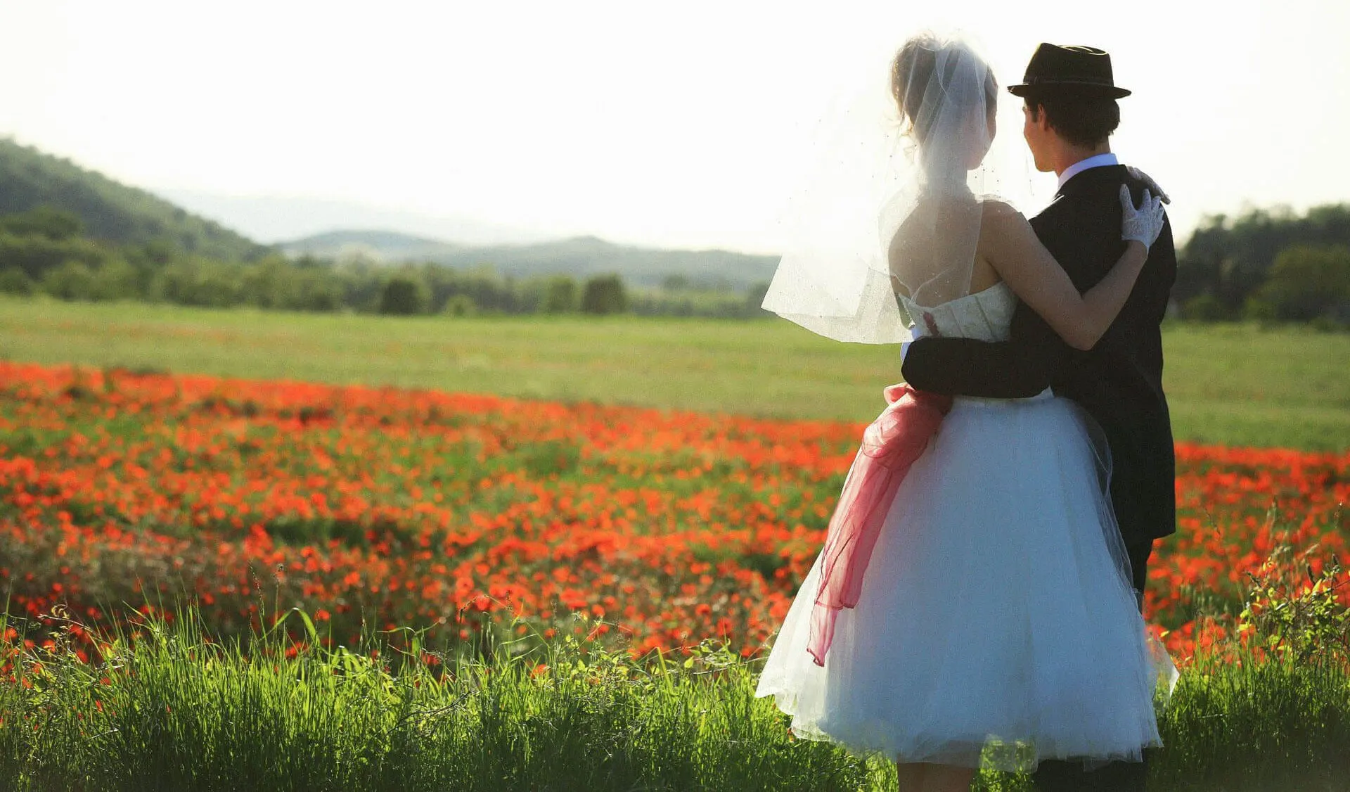 Efffetti® Wedding Planners In Tuscany - Italy Wedding in Tuscany white fashion photographer russian citizens